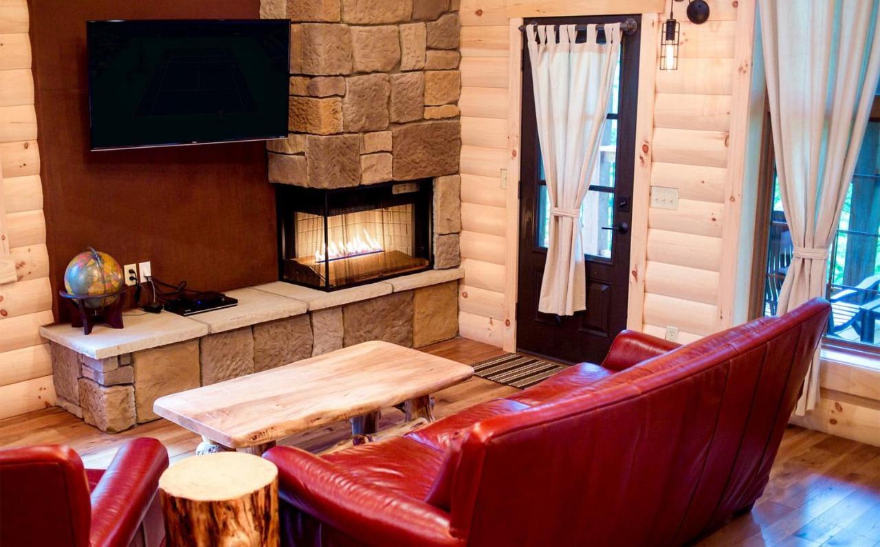 Cricket Hill Treehouse By Amish Country Lodging Millersburg Esterno foto