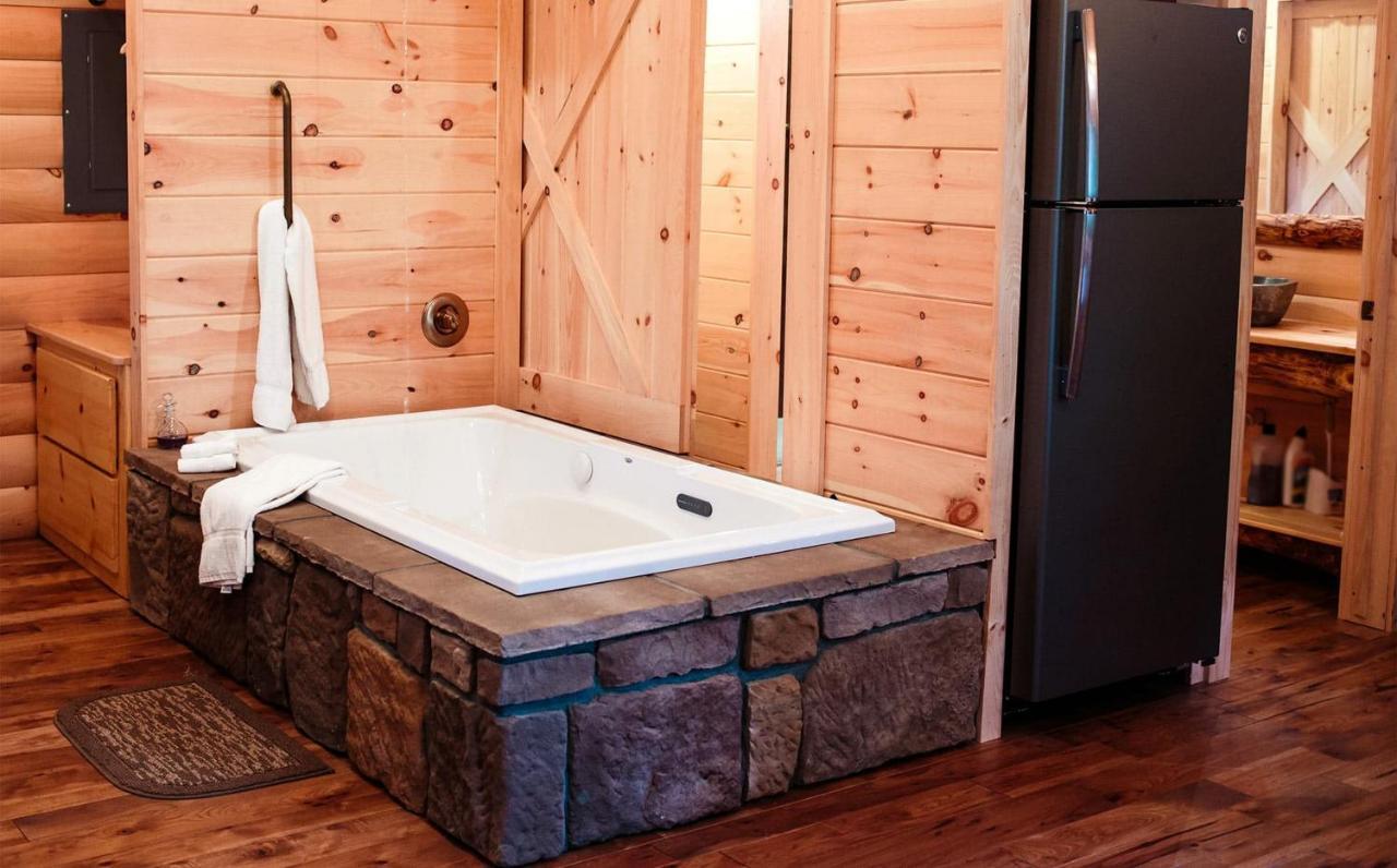 Cricket Hill Treehouse By Amish Country Lodging Millersburg Esterno foto